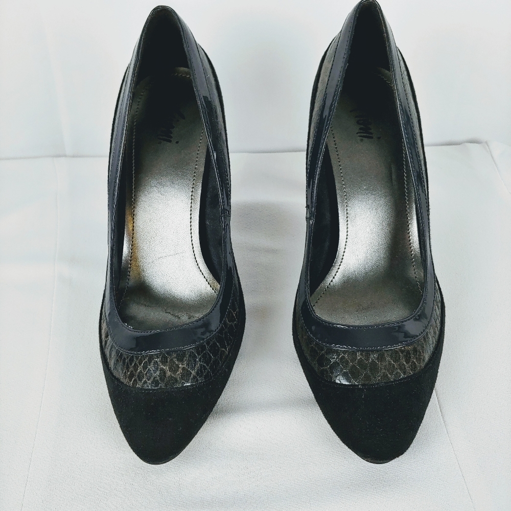 Women's Pointed Toe Heel Pumps Size 8 - Picture 6 of 9